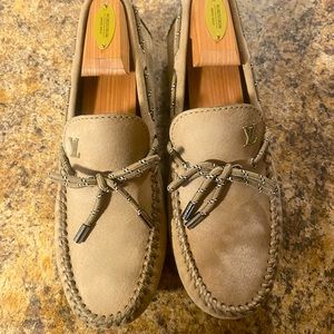 Louis Vuitton loafers size 7 1/2